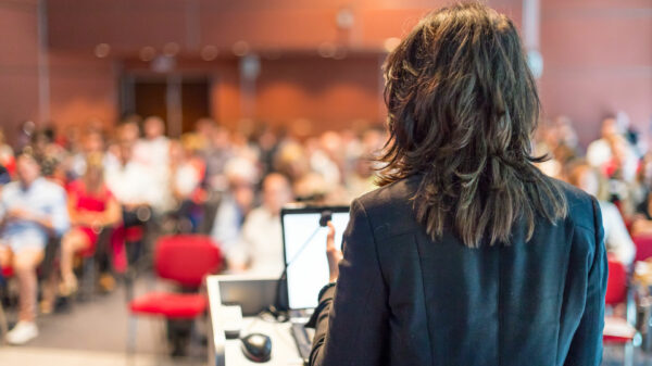 Conférence et séminaire en management et développement personnel | Laurence Delannée - Vendée